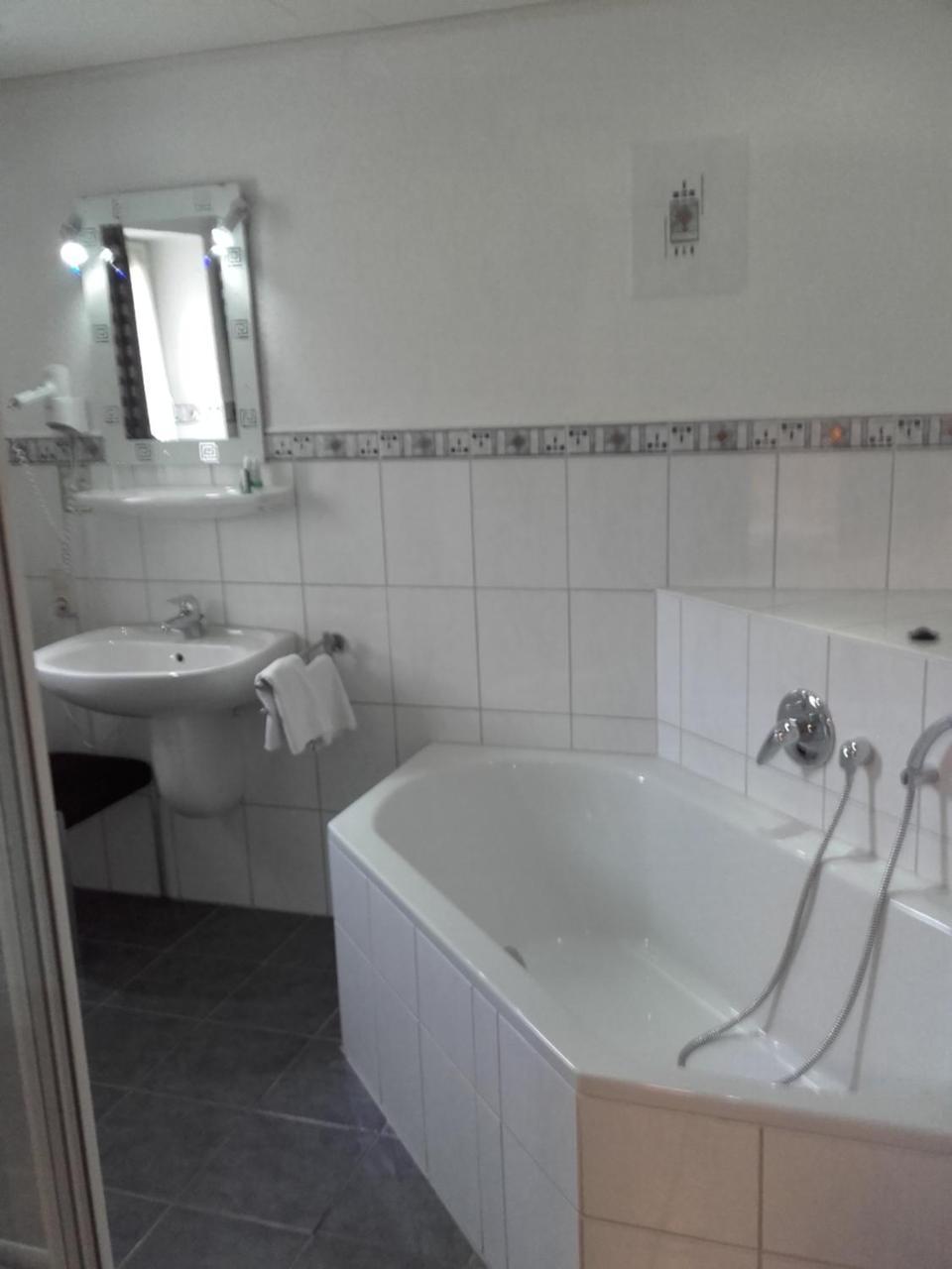 Hotel Sonneneck Winterberg Esterno foto